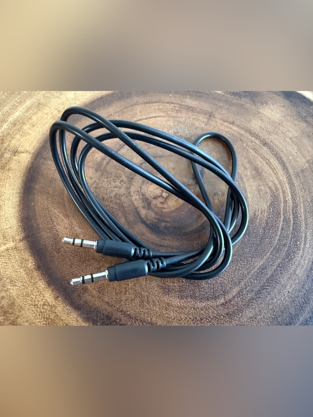 Black 3.5mm Male-to-Male Aux Audio Cable - Universal 4 feet long
